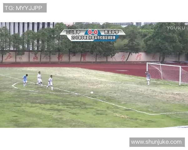 耐克广告汇聚众多足球明星展现运动魅力与品牌实力