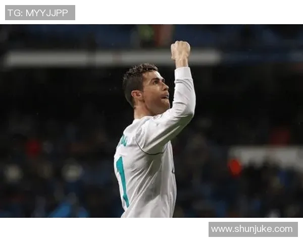 寒门崛起的传奇故事国外足球明星如何逆袭成就辉煌人生